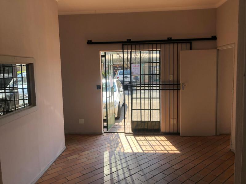 To Let Commercial Property for Rent in Hennopspark Gauteng