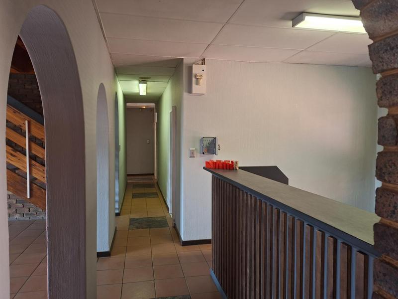 To Let Commercial Property for Rent in Doornkloof Gauteng