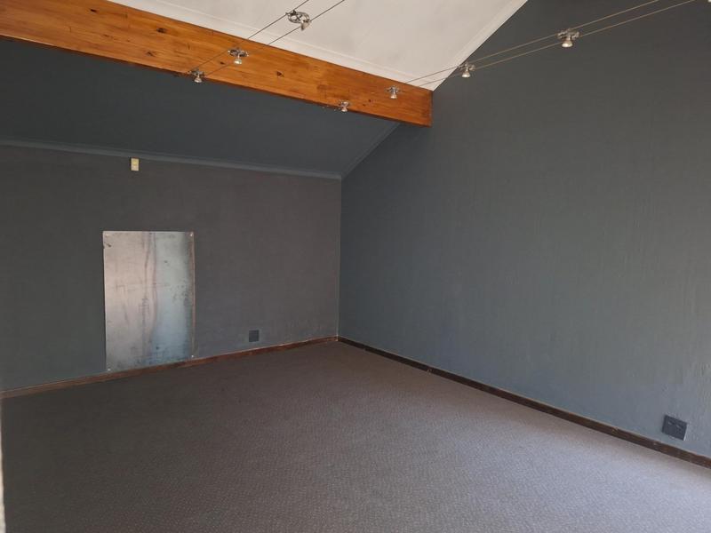 To Let Commercial Property for Rent in Doornkloof Gauteng
