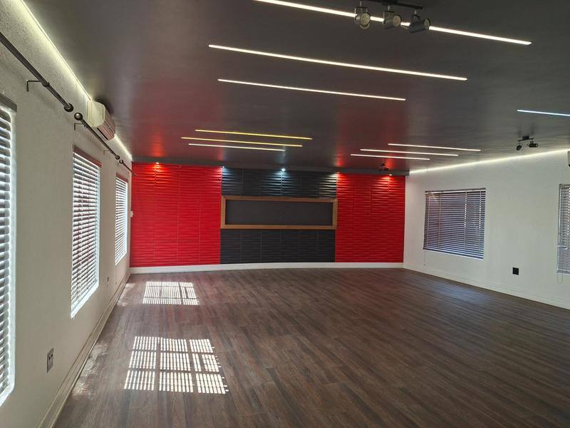 To Let Commercial Property for Rent in Doornkloof Gauteng