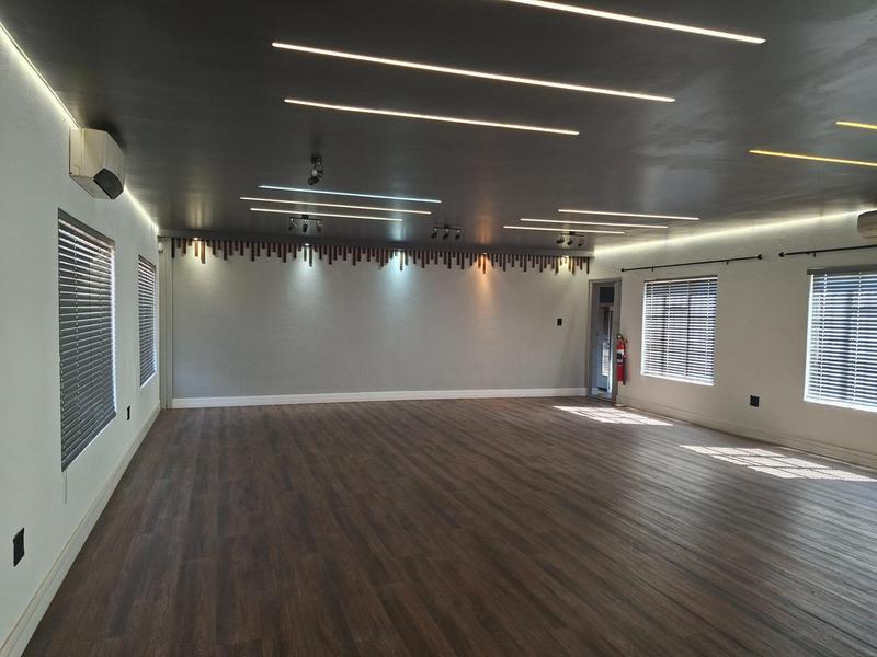 To Let Commercial Property for Rent in Doornkloof Gauteng