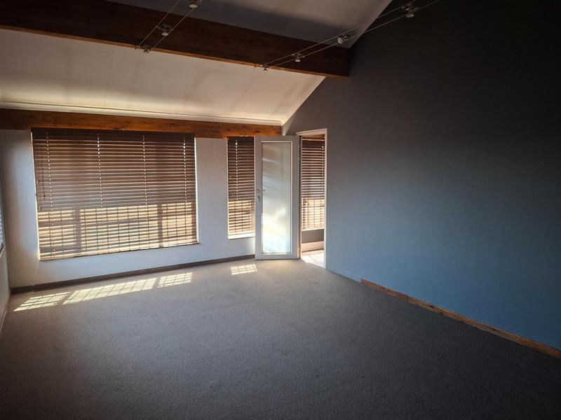 To Let Commercial Property for Rent in Doornkloof Gauteng