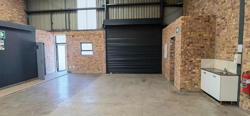 To Let Commercial Property for Rent in N4 Gateway Industrial Park Gauteng