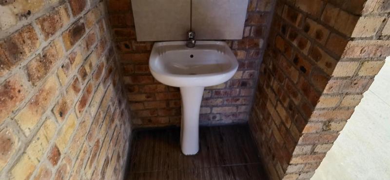 To Let Commercial Property for Rent in N4 Gateway Industrial Park Gauteng