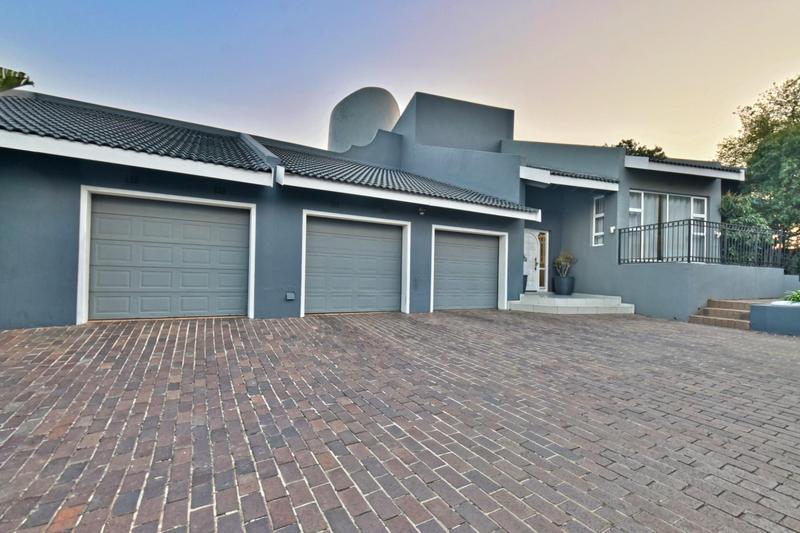 5 Bedroom Property for Sale in Glenvista Gauteng
