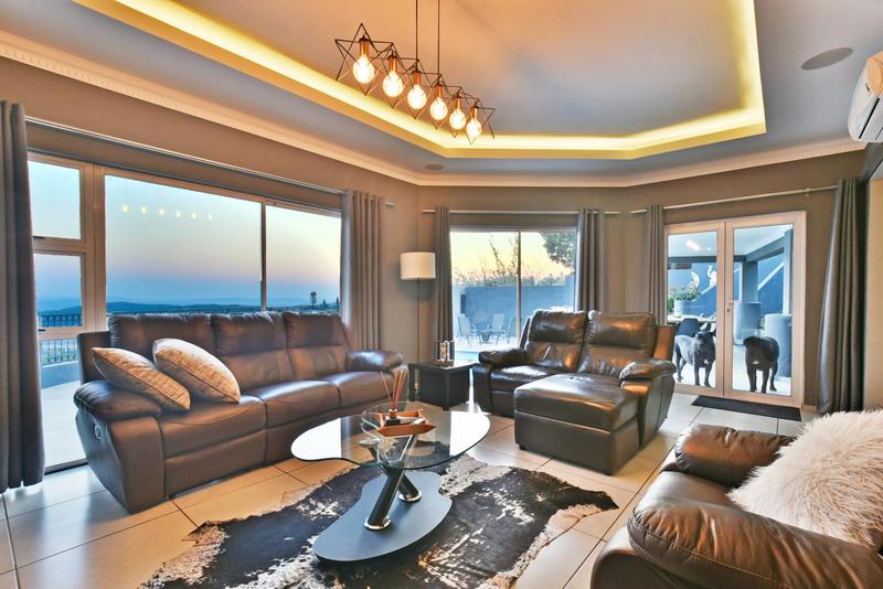 5 Bedroom Property for Sale in Glenvista Gauteng