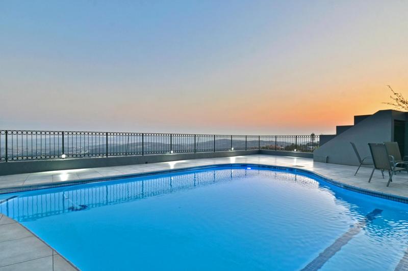 5 Bedroom Property for Sale in Glenvista Gauteng