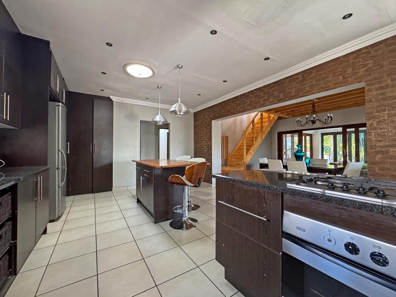 4 Bedroom Property for Sale in Pinehaven Gauteng