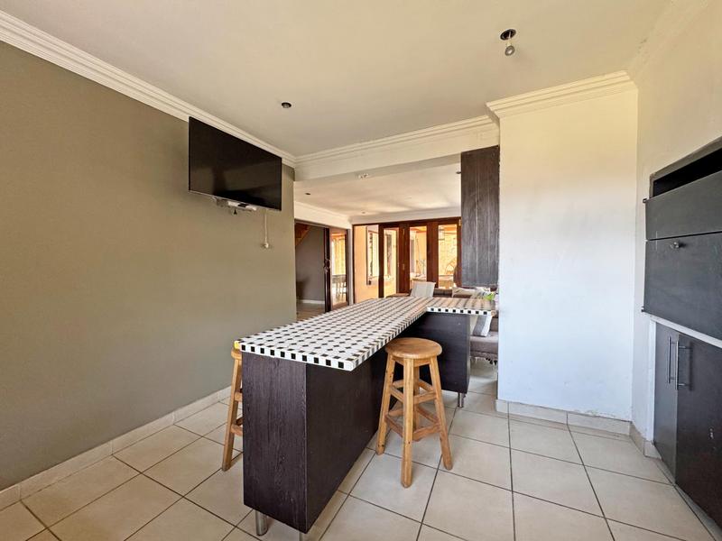 4 Bedroom Property for Sale in Pinehaven Gauteng