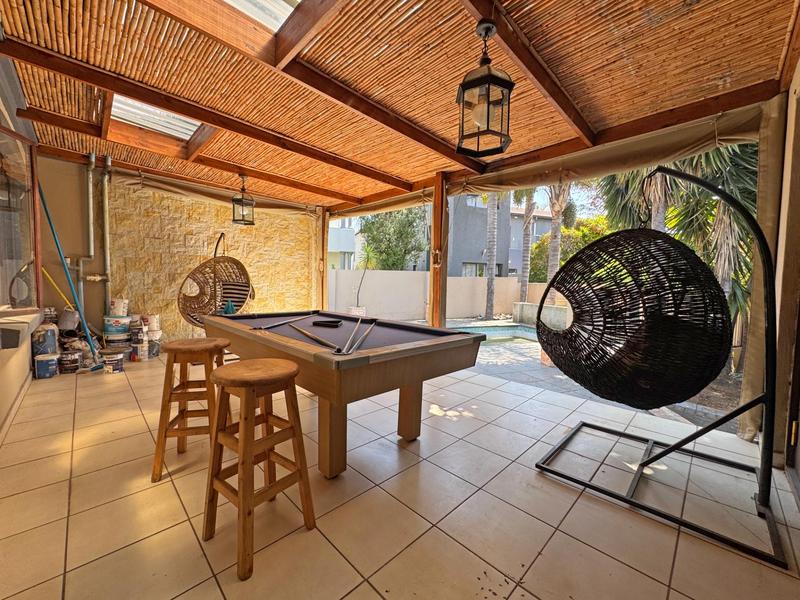 4 Bedroom Property for Sale in Pinehaven Gauteng