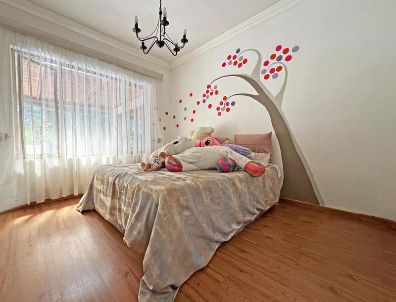 4 Bedroom Property for Sale in Pinehaven Gauteng