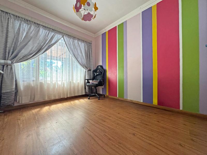 4 Bedroom Property for Sale in Pinehaven Gauteng