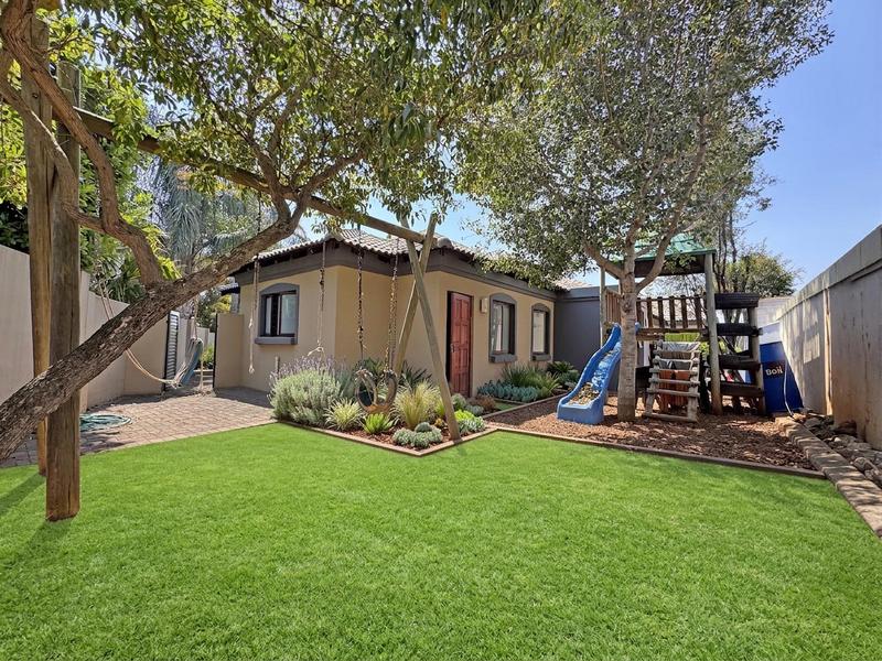 4 Bedroom Property for Sale in Pinehaven Gauteng