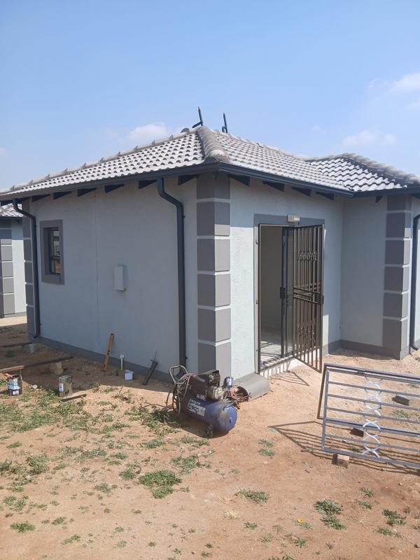 To Let 2 Bedroom Property for Rent in Reigerpark Gauteng