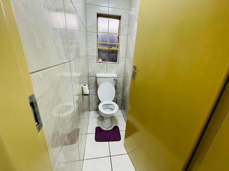 3 Bedroom Property for Sale in Die Hoewes Gauteng