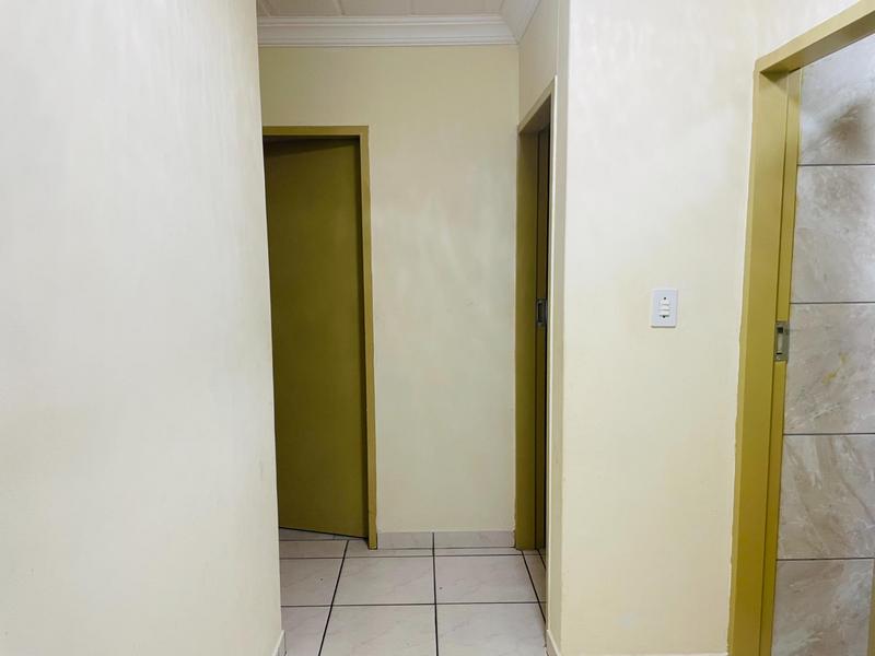 3 Bedroom Property for Sale in Die Hoewes Gauteng