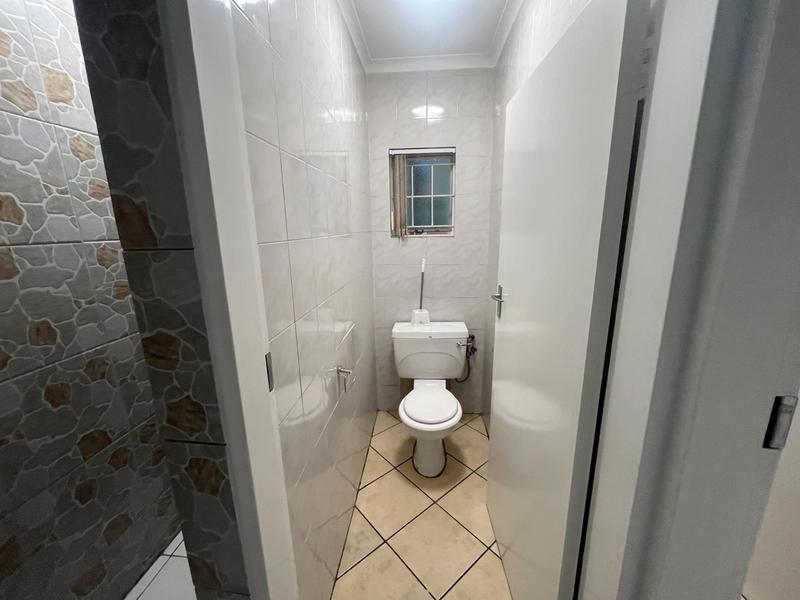 To Let 1 Bedroom Property for Rent in Menlyn Gauteng