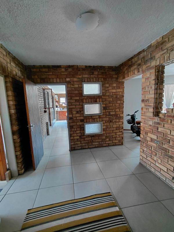 4 Bedroom Property for Sale in Vanderbijlpark SE 4 Gauteng