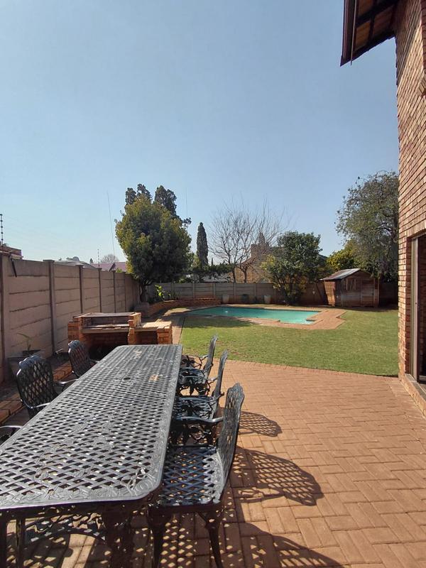 4 Bedroom Property for Sale in Vanderbijlpark SE 4 Gauteng