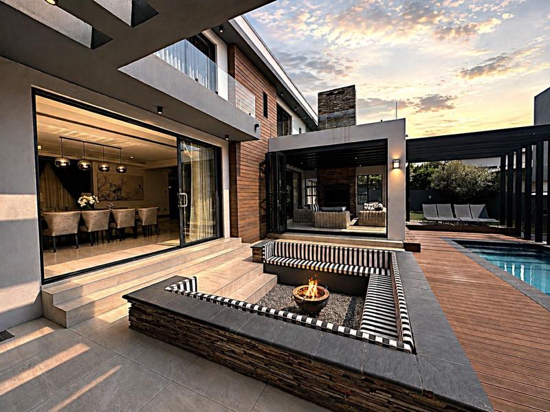 5 Bedroom Property for Sale in Midstream Ridge Gauteng