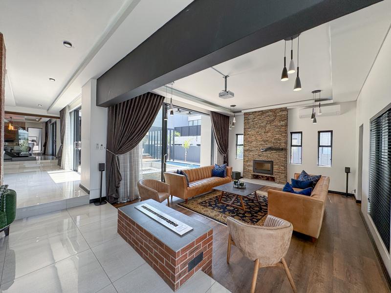 5 Bedroom Property for Sale in Midstream Ridge Gauteng