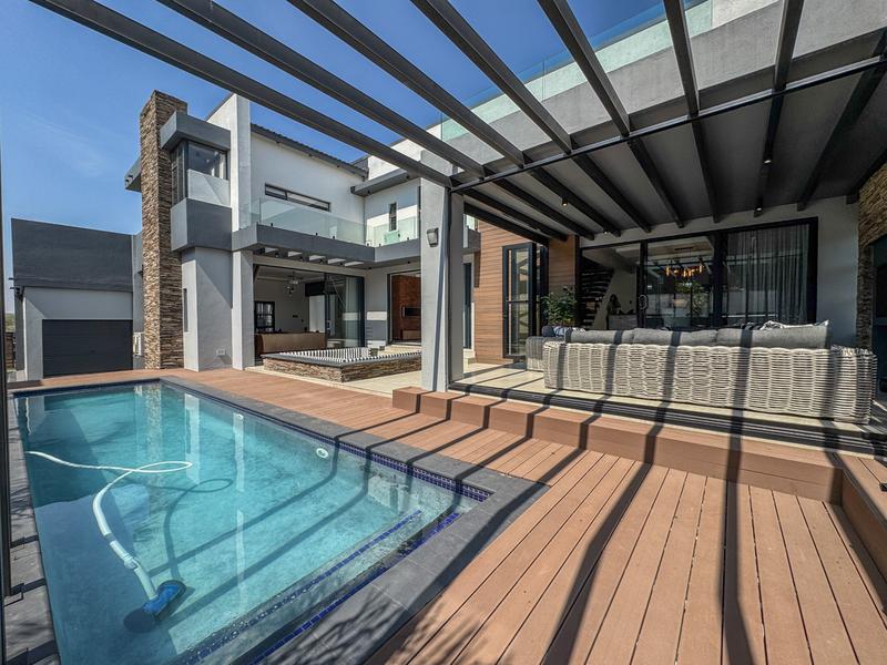 5 Bedroom Property for Sale in Midstream Ridge Gauteng