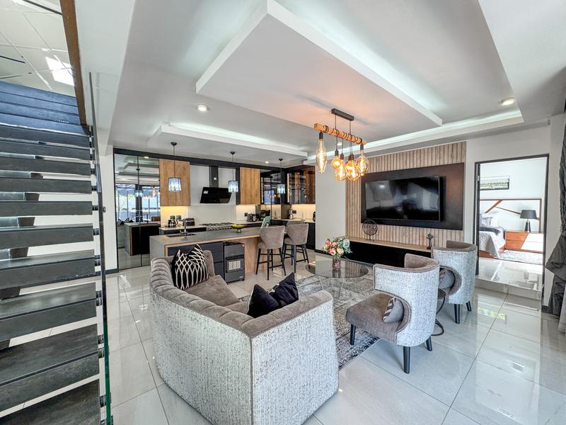 5 Bedroom Property for Sale in Midstream Ridge Gauteng