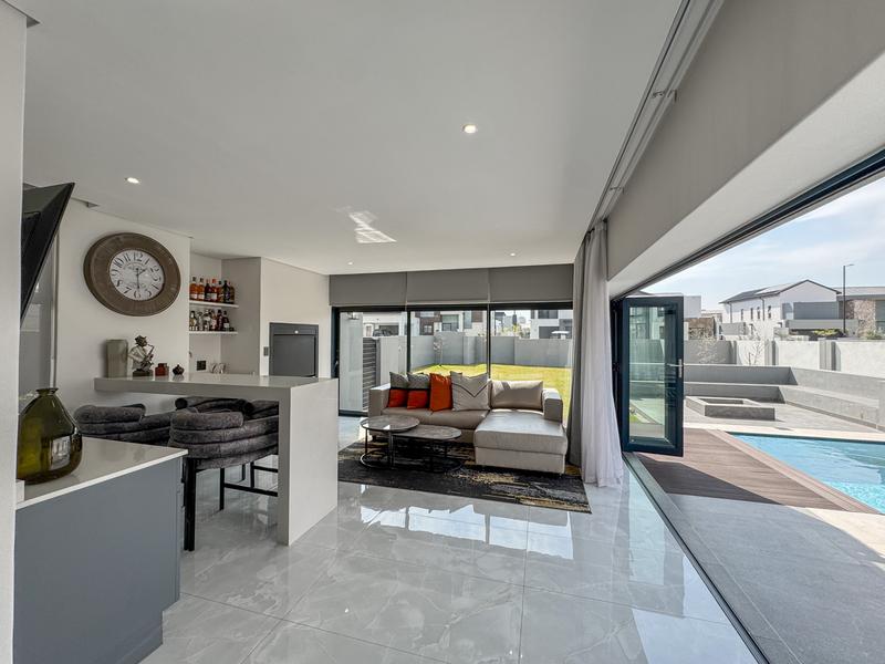 4 Bedroom Property for Sale in Midstream Heights Gauteng