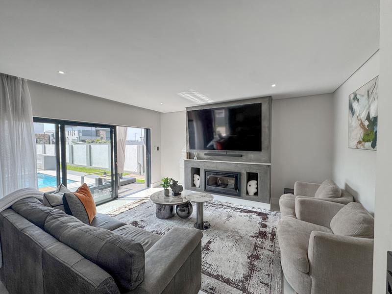4 Bedroom Property for Sale in Midstream Heights Gauteng
