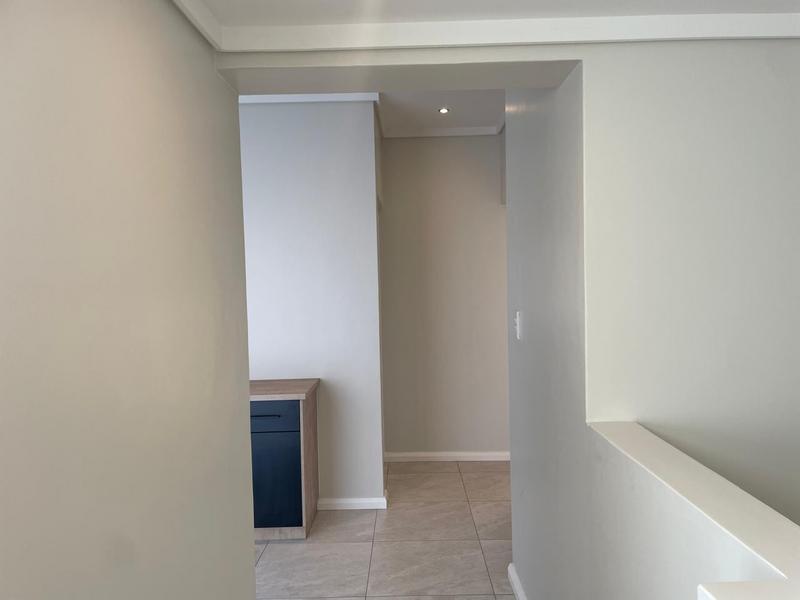 4 Bedroom Property for Sale in Fountainbrook Estate Gauteng