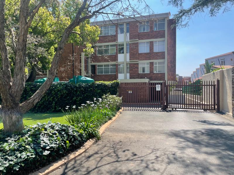 To Let 2 Bedroom Property for Rent in Essexwold Gauteng