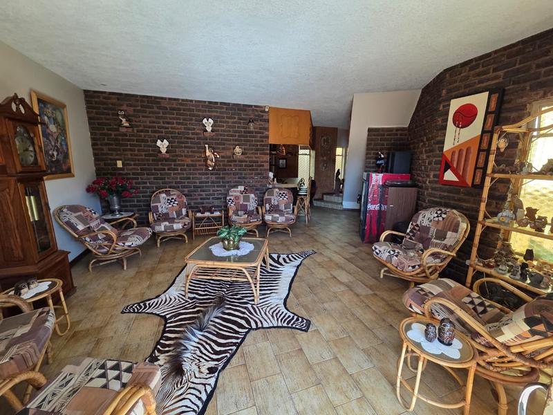 5 Bedroom Property for Sale in Magalieskruin Gauteng