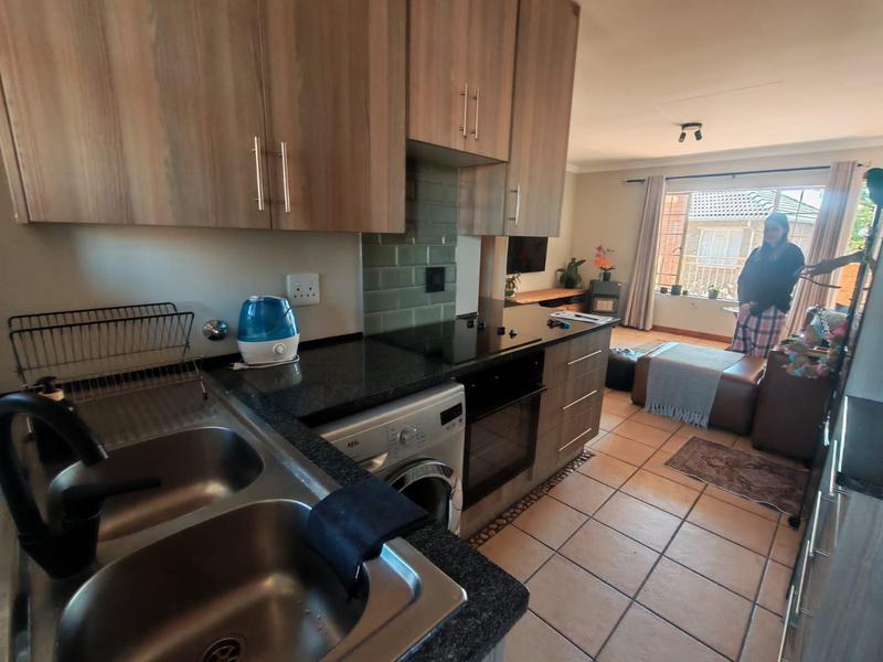 2 Bedroom Property for Sale in Highveld Gauteng