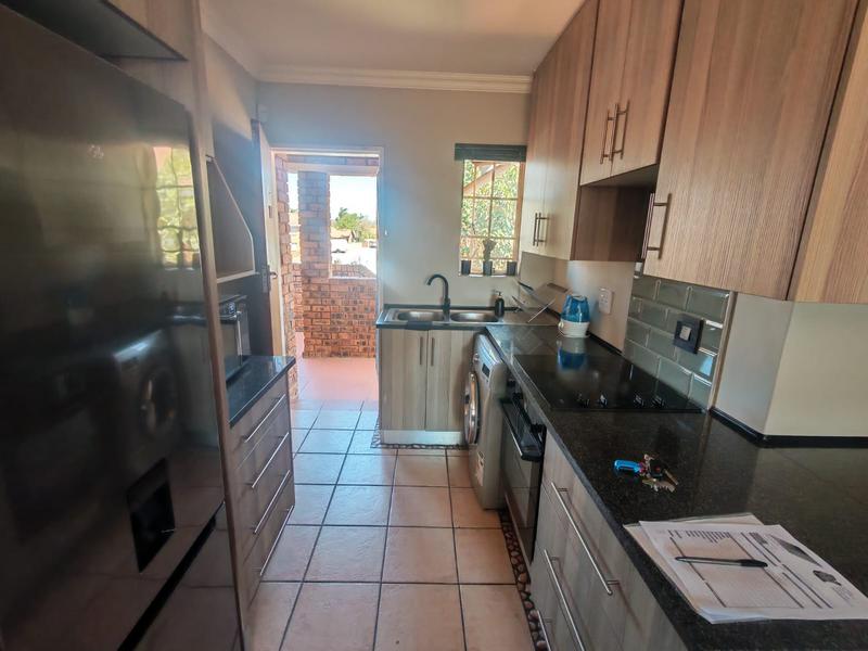 2 Bedroom Property for Sale in Highveld Gauteng
