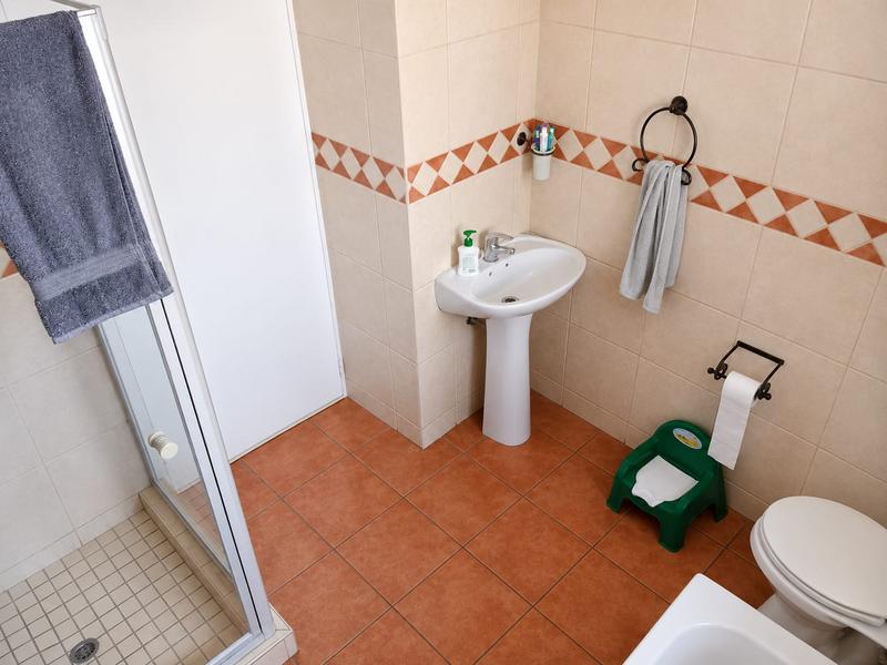 4 Bedroom Property for Sale in Thatchfield Gauteng