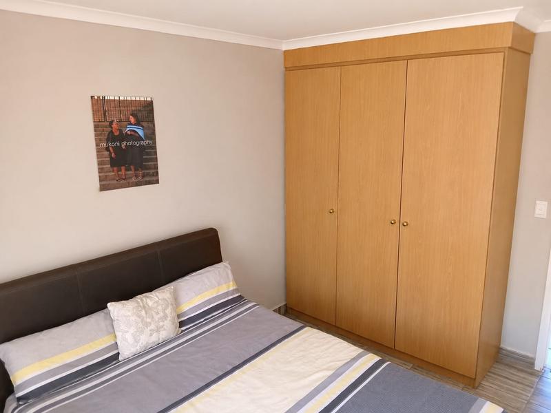 4 Bedroom Property for Sale in Thatchfield Gauteng