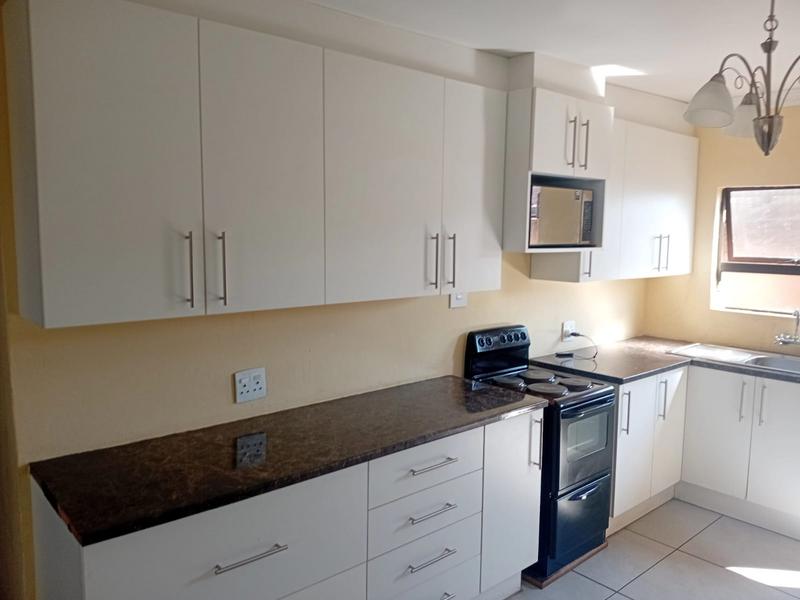 2 Bedroom Property for Sale in Olievenhoutbosch Gauteng