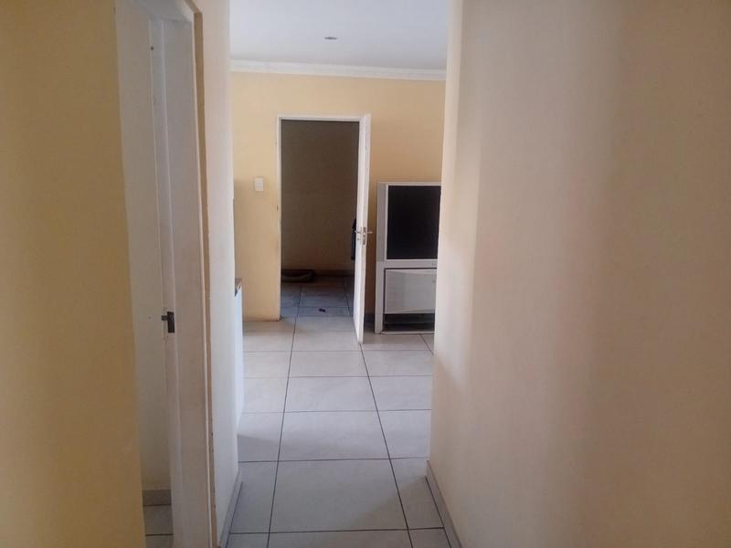 2 Bedroom Property for Sale in Olievenhoutbosch Gauteng
