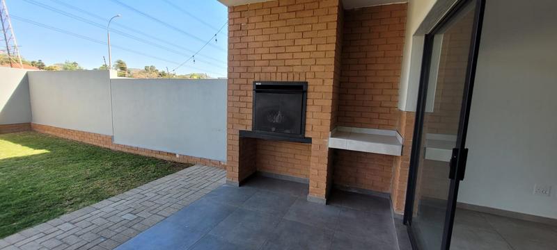 3 Bedroom Property for Sale in Alberante Gauteng