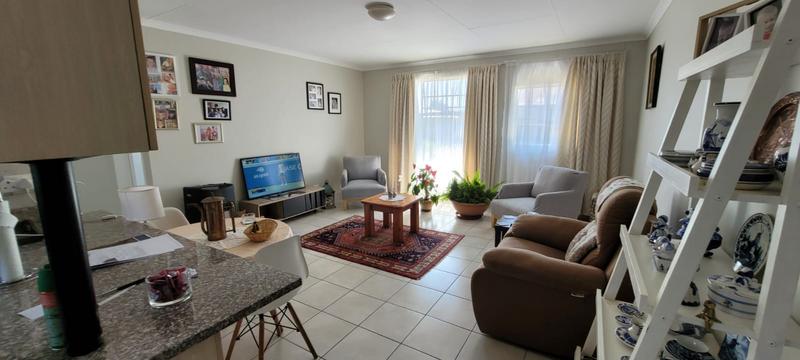 2 Bedroom Property for Sale in Verwoerdpark Gauteng