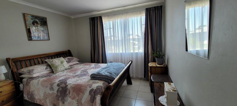 2 Bedroom Property for Sale in Verwoerdpark Gauteng