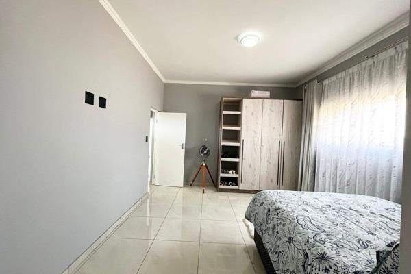 5 Bedroom Property for Sale in Six Fountains Residential Estate Gauteng