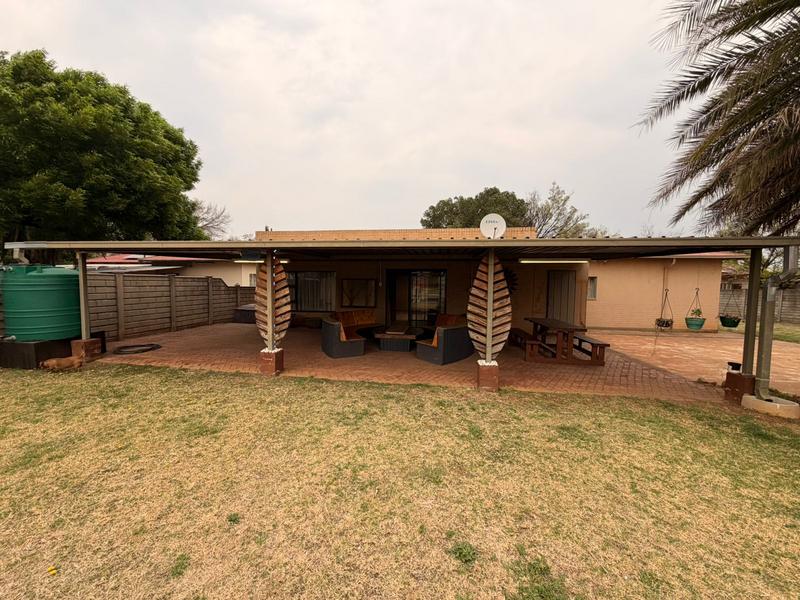 4 Bedroom Property for Sale in Three Rivers Gauteng