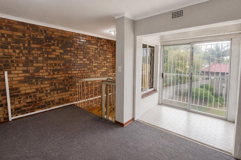 1 Bedroom Property for Sale in Weltevreden Park Gauteng