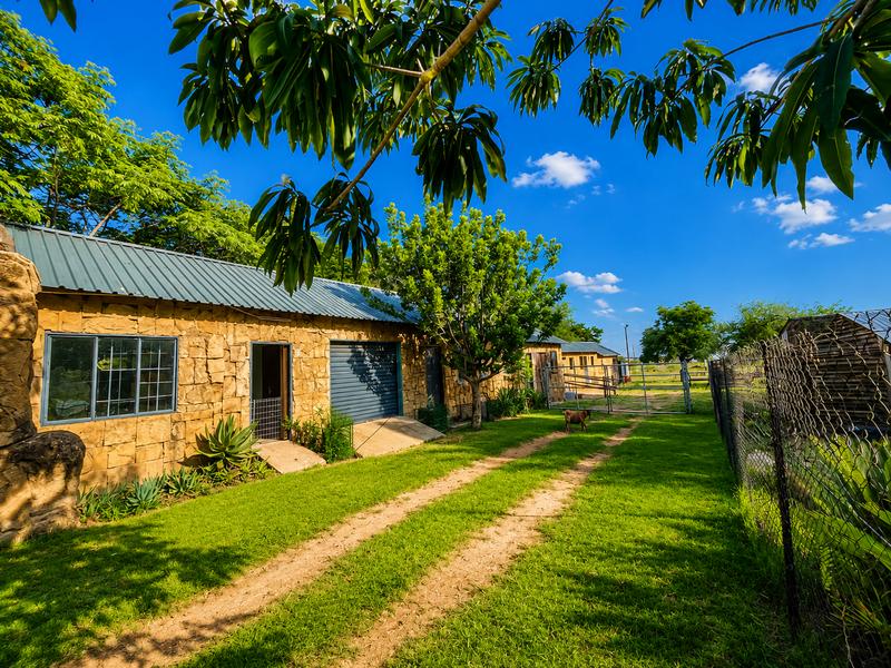 7 Bedroom Property for Sale in Vasfontein Gauteng