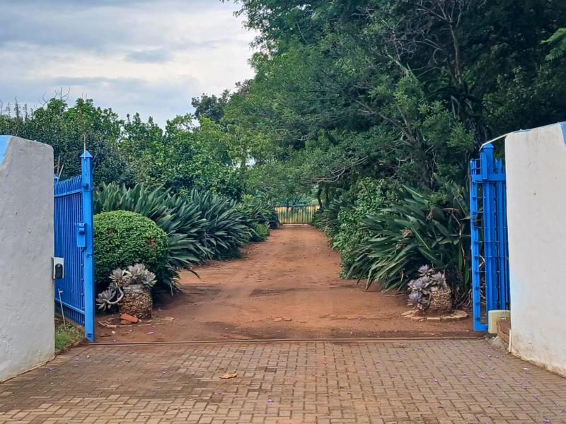 8 Bedroom Property for Sale in Vasfontein Gauteng