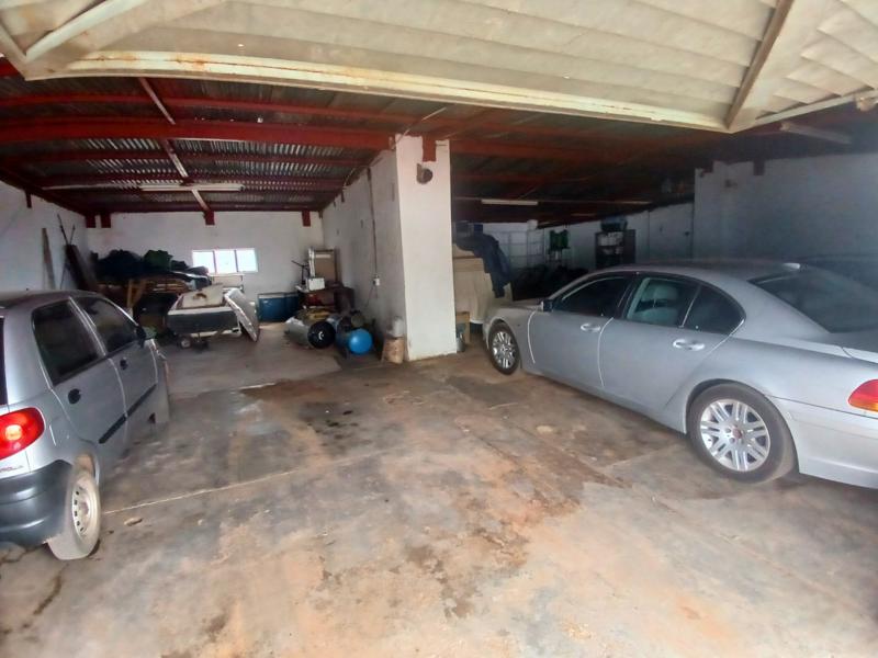 8 Bedroom Property for Sale in Vasfontein Gauteng