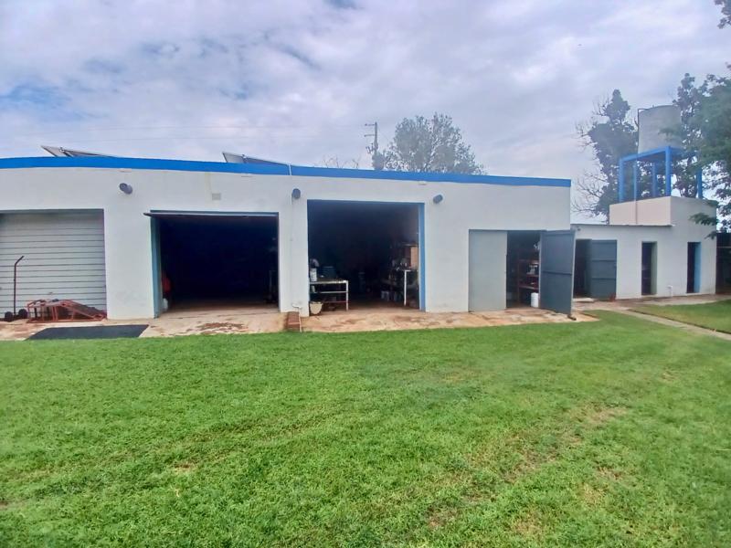 8 Bedroom Property for Sale in Vasfontein Gauteng