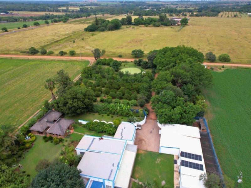 8 Bedroom Property for Sale in Vasfontein Gauteng