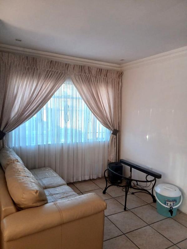 3 Bedroom Property for Sale in Orlando Gauteng